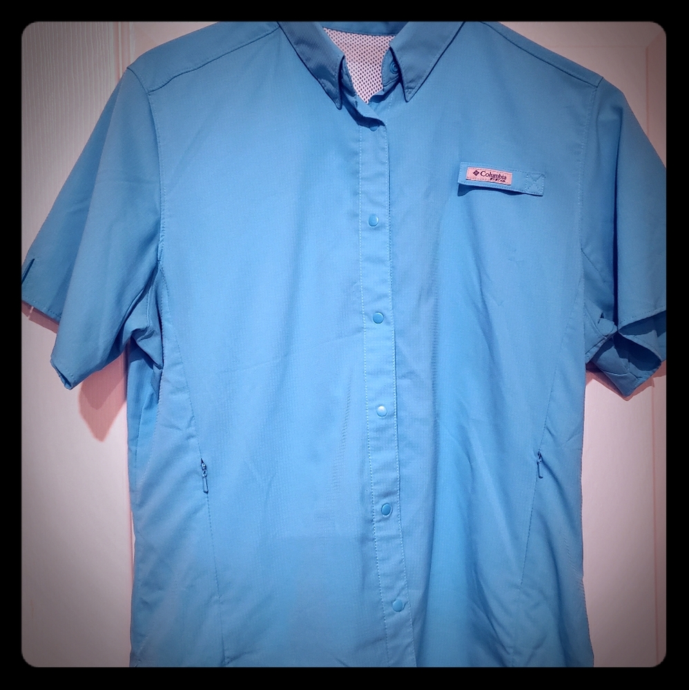 Columbia snap front women's performance shirt